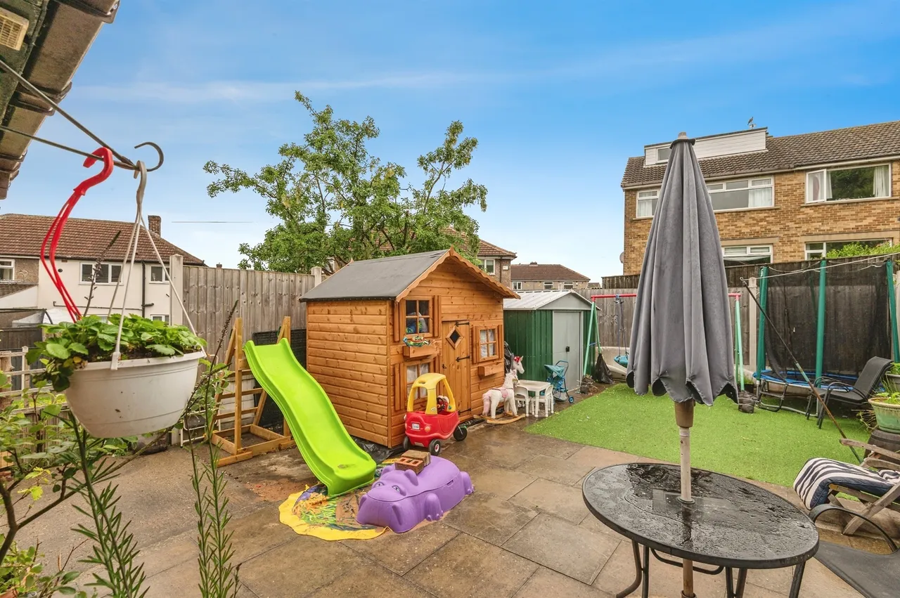 Grosvenor Avenue, Lepton, HD8, photo 12