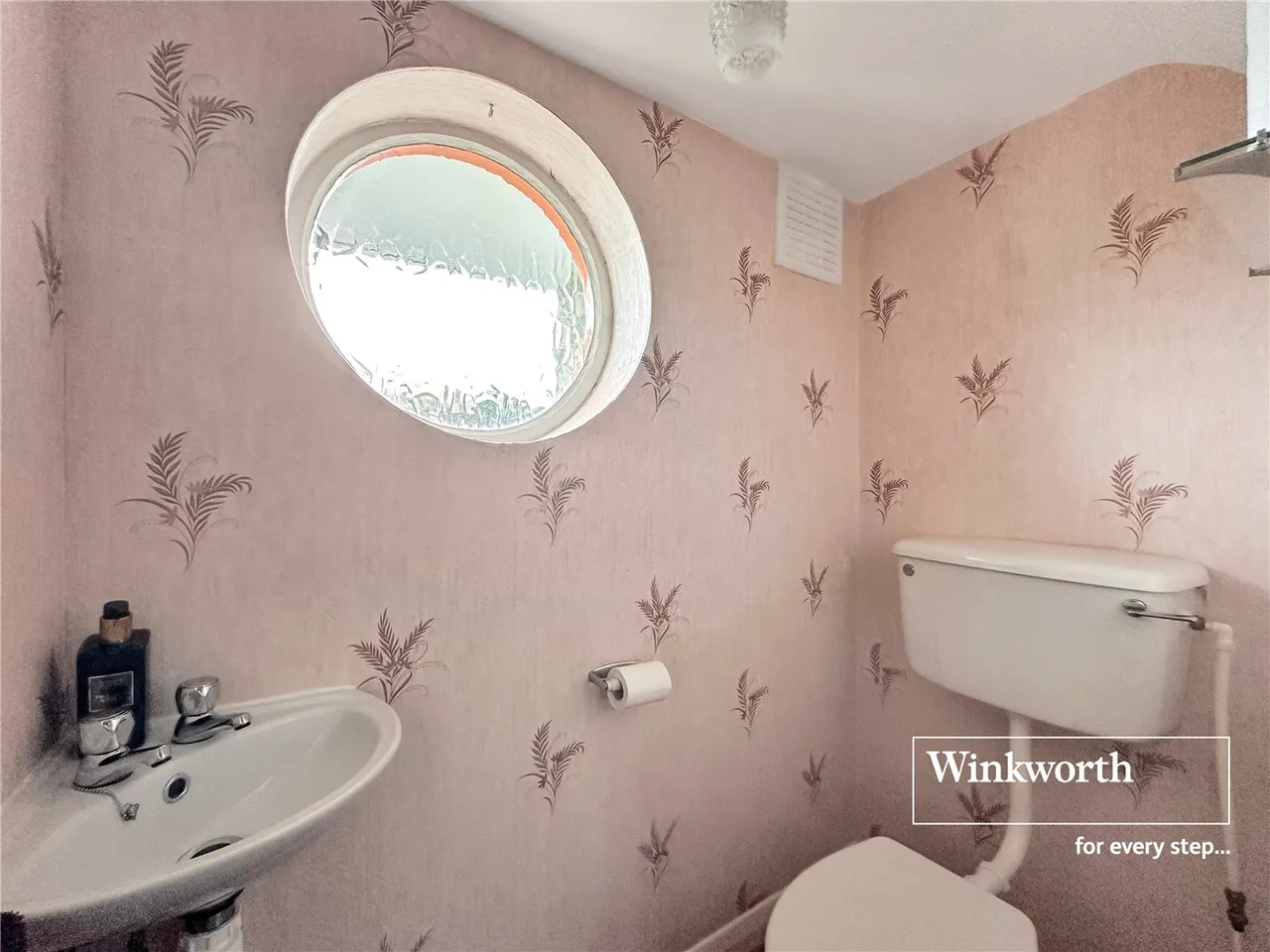 Robins Wood Drive, Ferndown, Dorset, BH22, photo 5
