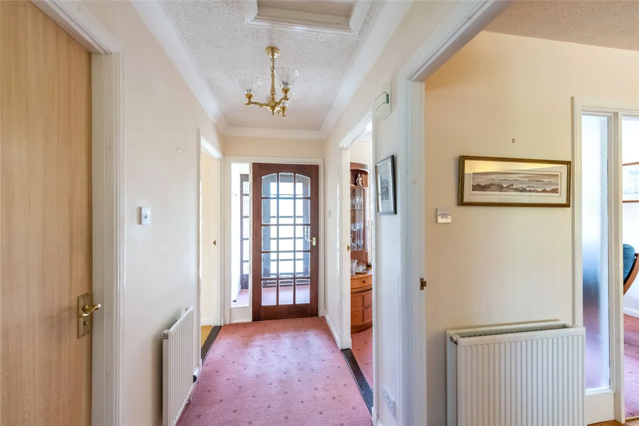 The Courtyard, Inchmarlo, AB31, photo 9