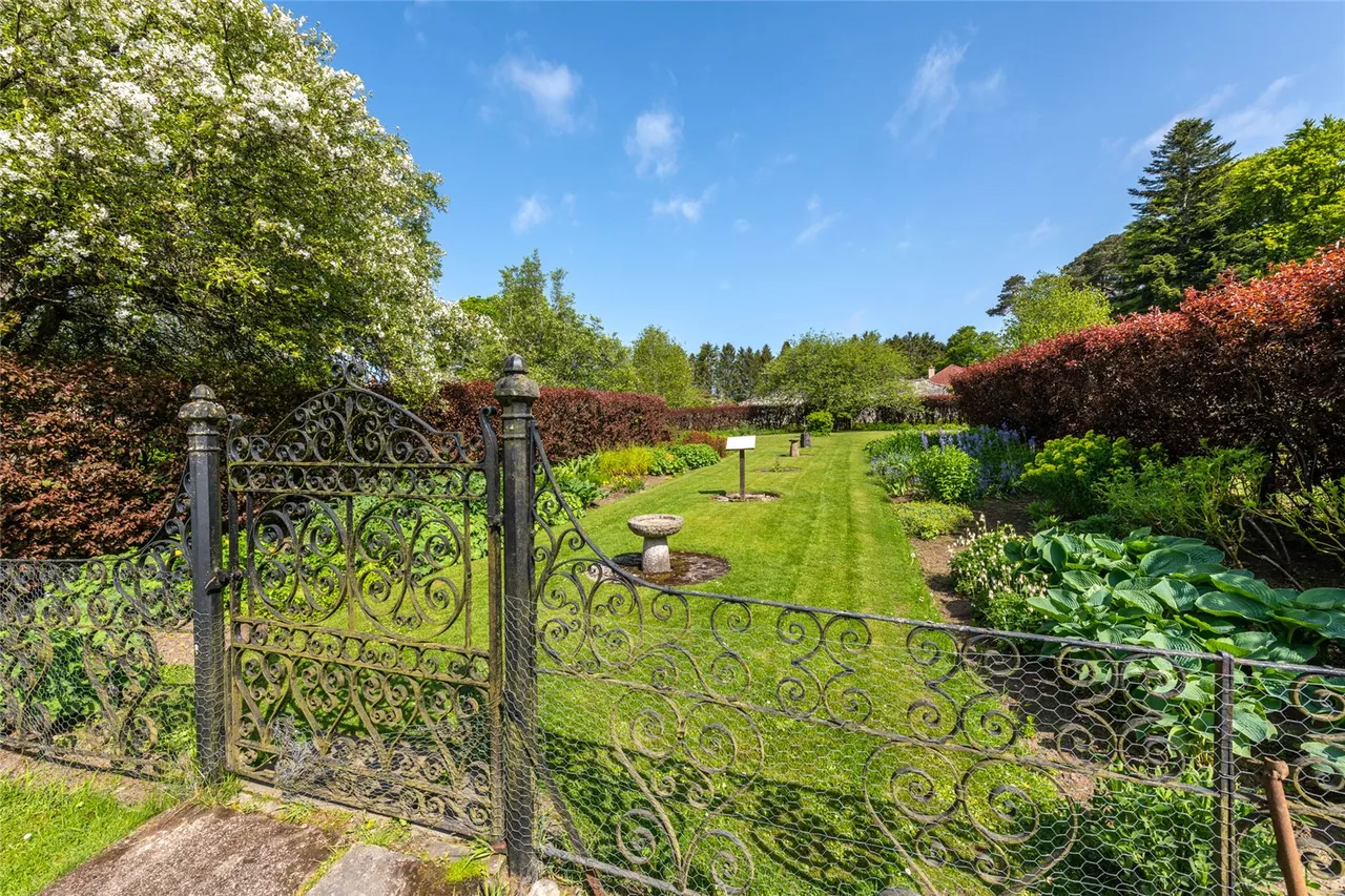 The Courtyard, Inchmarlo, AB31, photo 19