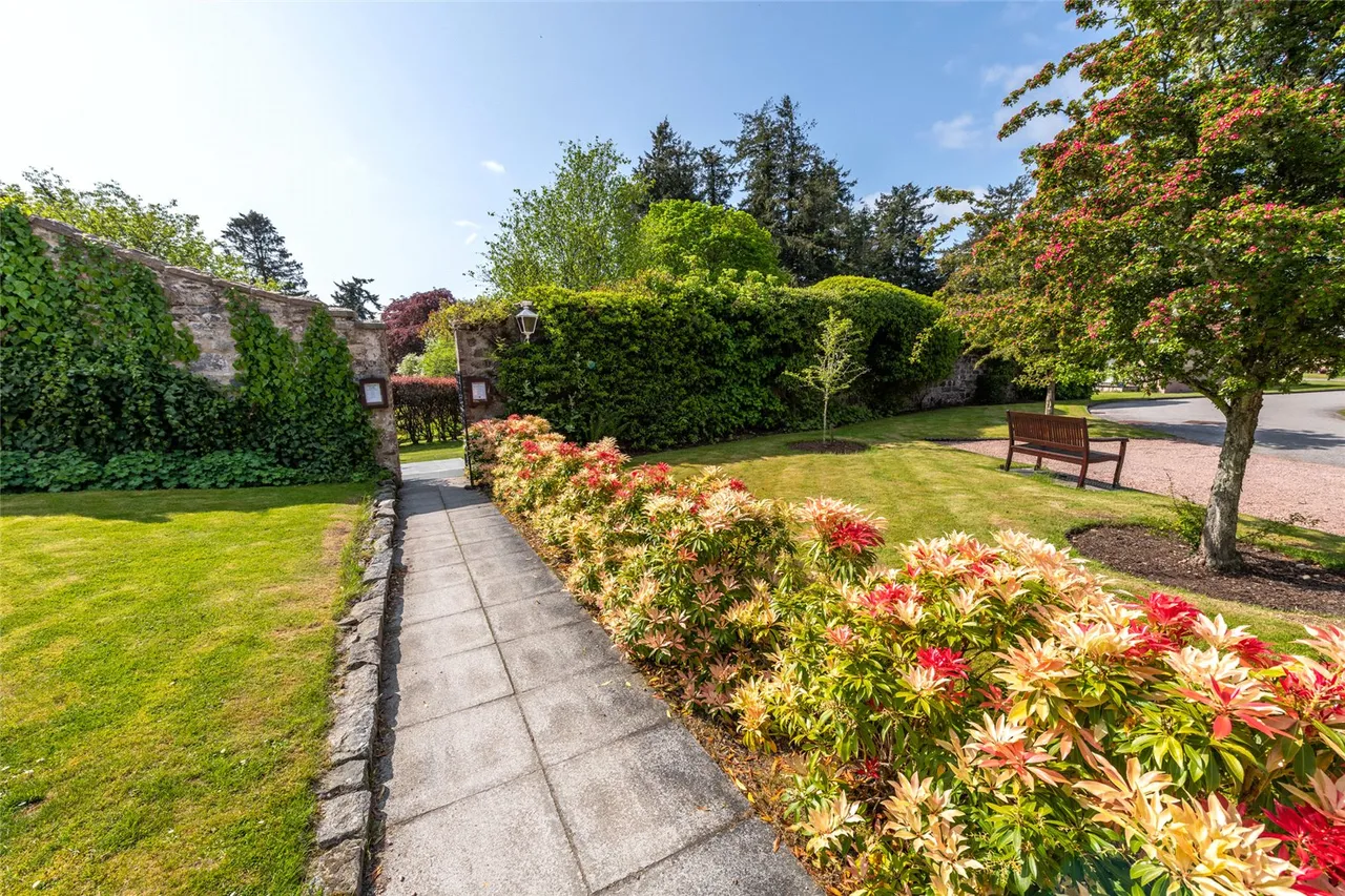 The Courtyard, Inchmarlo, AB31, photo 17