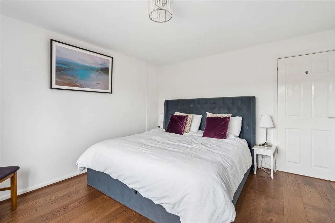 Whielden Lane, Winchmore Hill, Buckinghamshire, HP7 0NF, photo 9