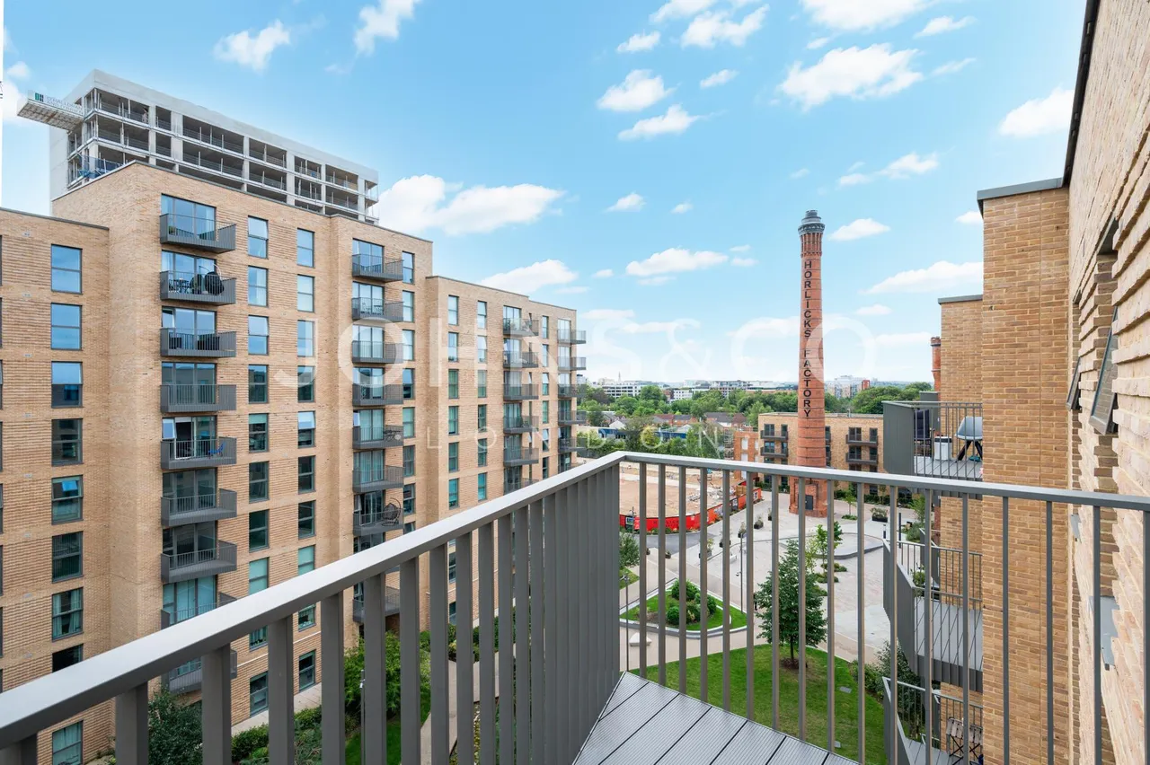 Horlicks Quarter, Slough, SL1, photo 12
