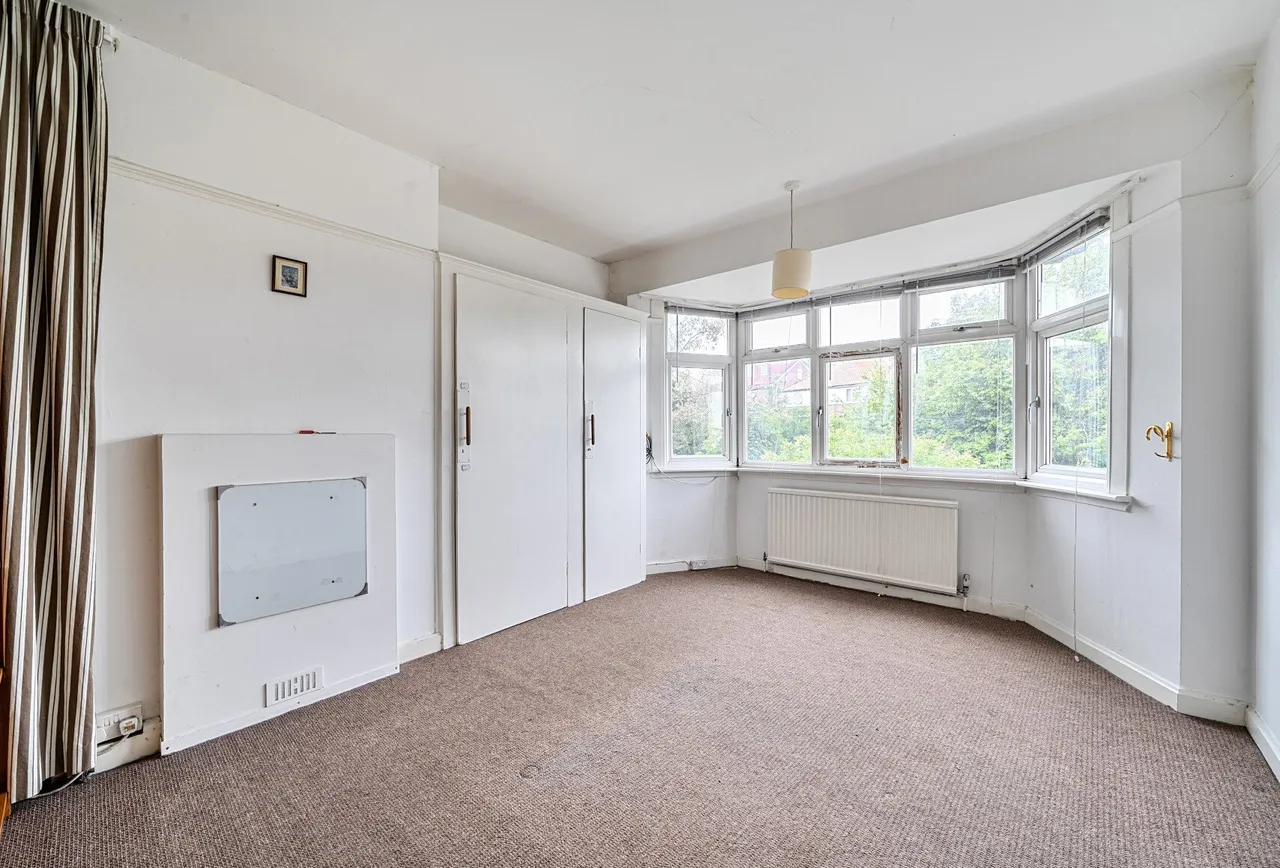 Lodore Gardens, Kingsbury, NW9 0DN, photo 7