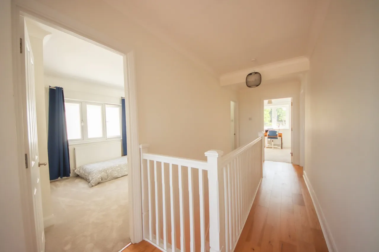 Harefield Avenue, Cheam, SM2, photo 6