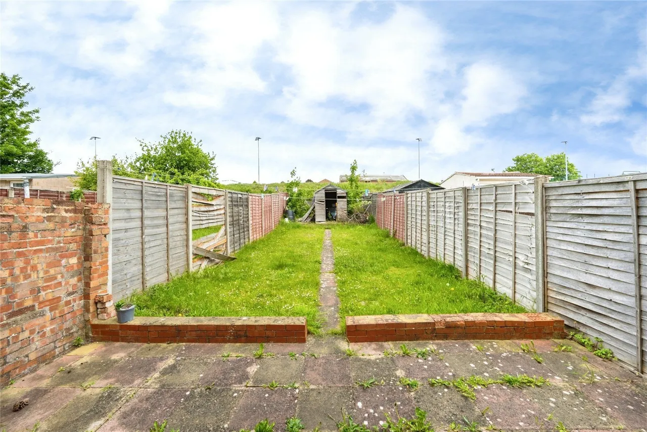 Connaught Road, Luton, Bedfordshire, LU4, photo 14