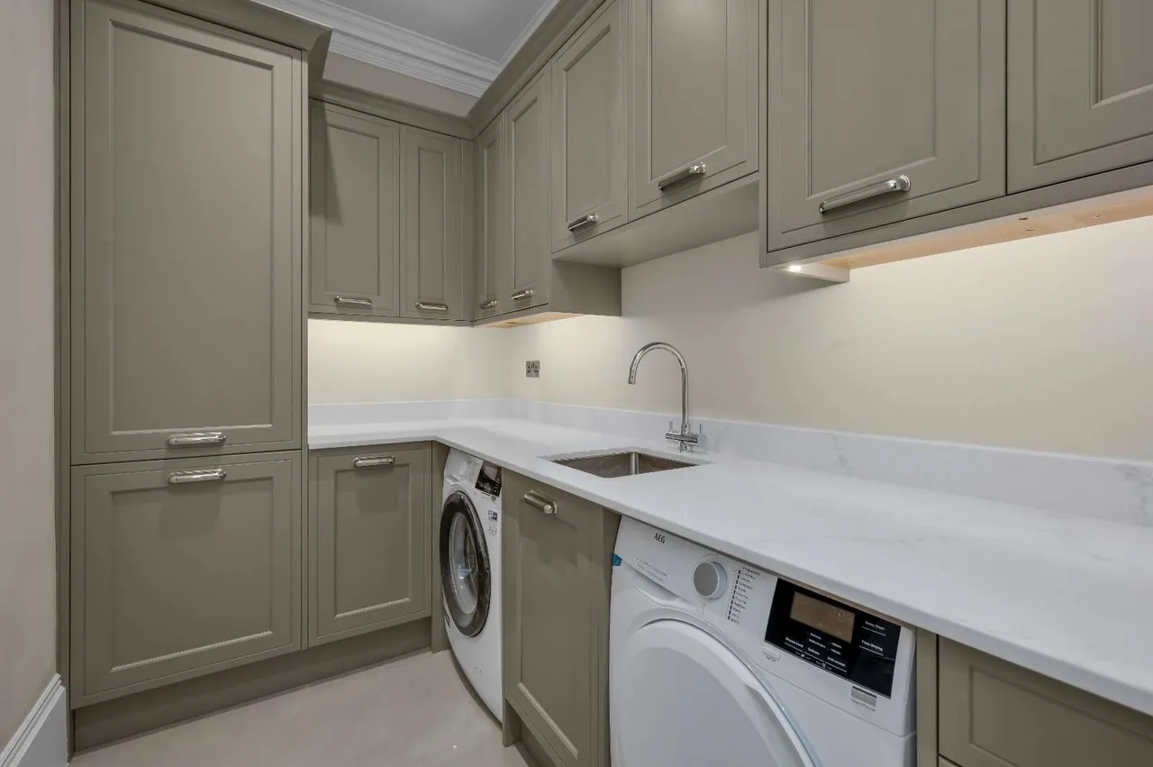 Oak Mount Place, Old Avenue, Weybridge, Surrey, KT13 0PS, photo 8