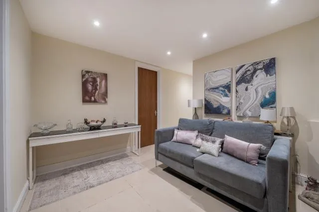 Circus Road, London, NW8, photo 11