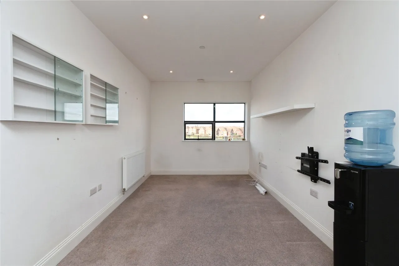 Fullbrook Drive, Basingstoke, RG21, photo 11