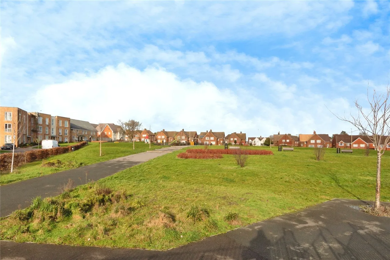 Fullbrook Drive, Basingstoke, RG21, photo 19