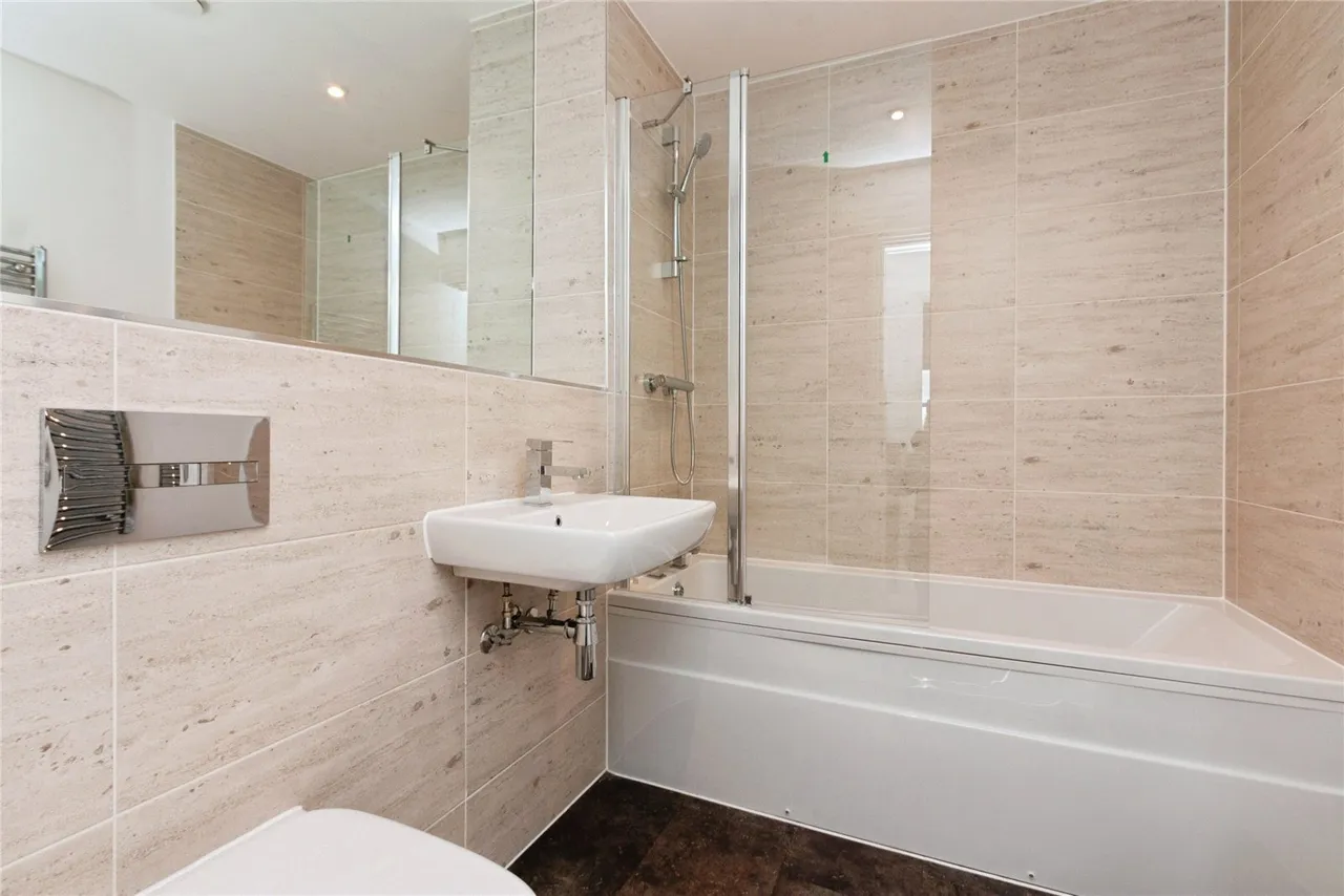Fullbrook Drive, Basingstoke, RG21, photo 3