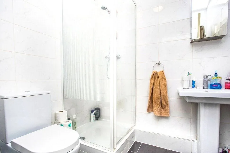 St. Albans Road, Watford, Hertfordshire, WD17, photo 6
