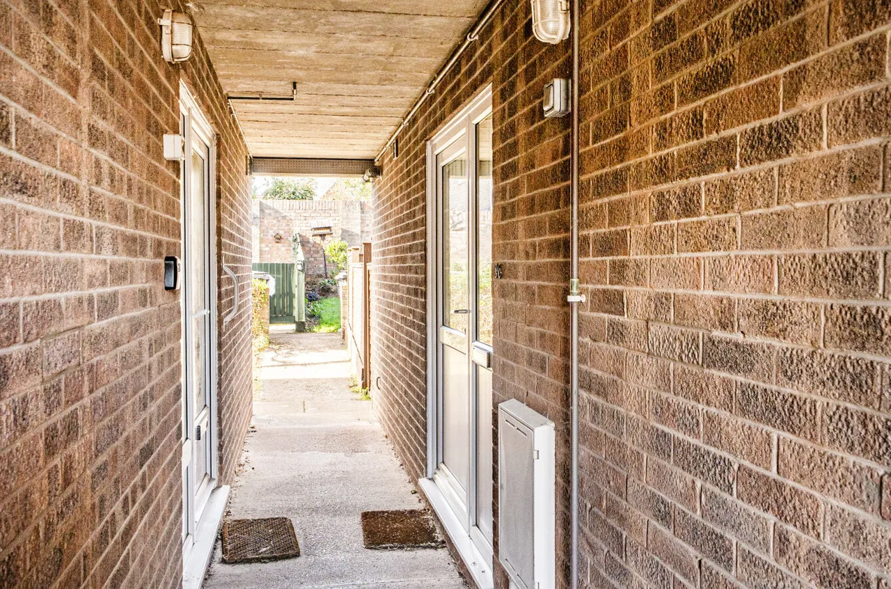 Buckwell, Wellington, TA21, photo 21