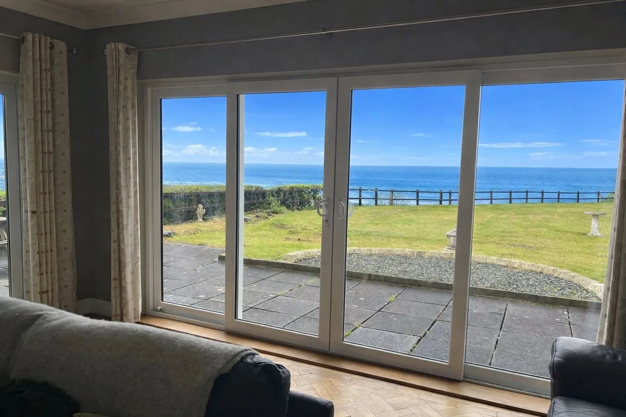 3 bed house for sale, Pendine, Carmarthen, SA33