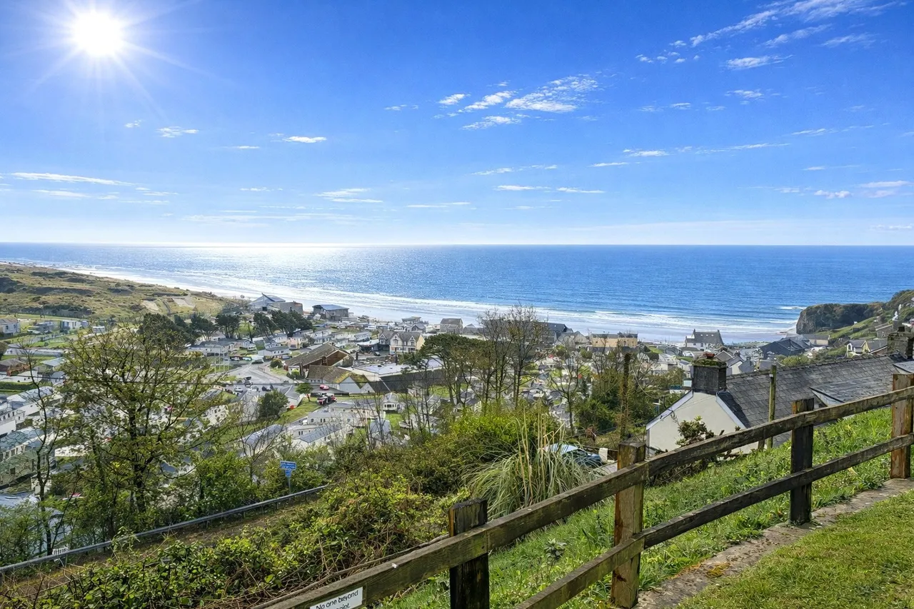 Pendine, Carmarthen, SA33, photo 4