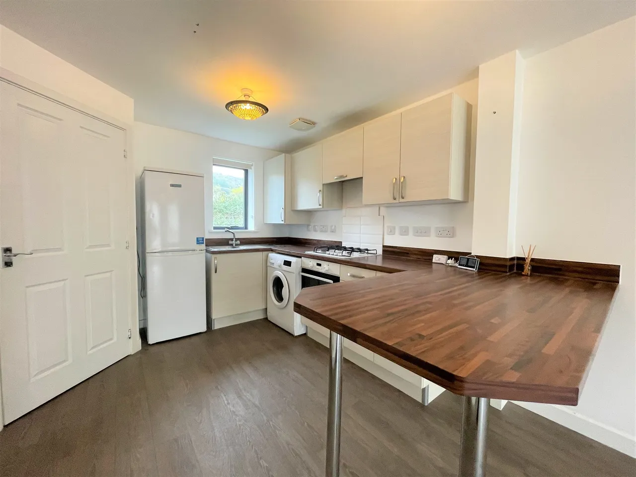 Sir Harry Secombe Court, Swansea, West Glamorgan, SA1 8RF, photo 3