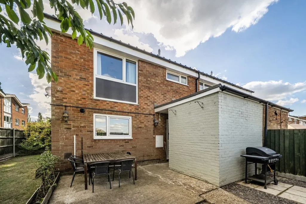 Clifton Shefford, SG17, photo 19