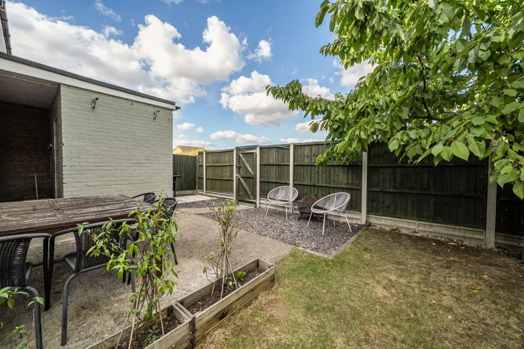 Clifton Shefford, SG17, photo 4