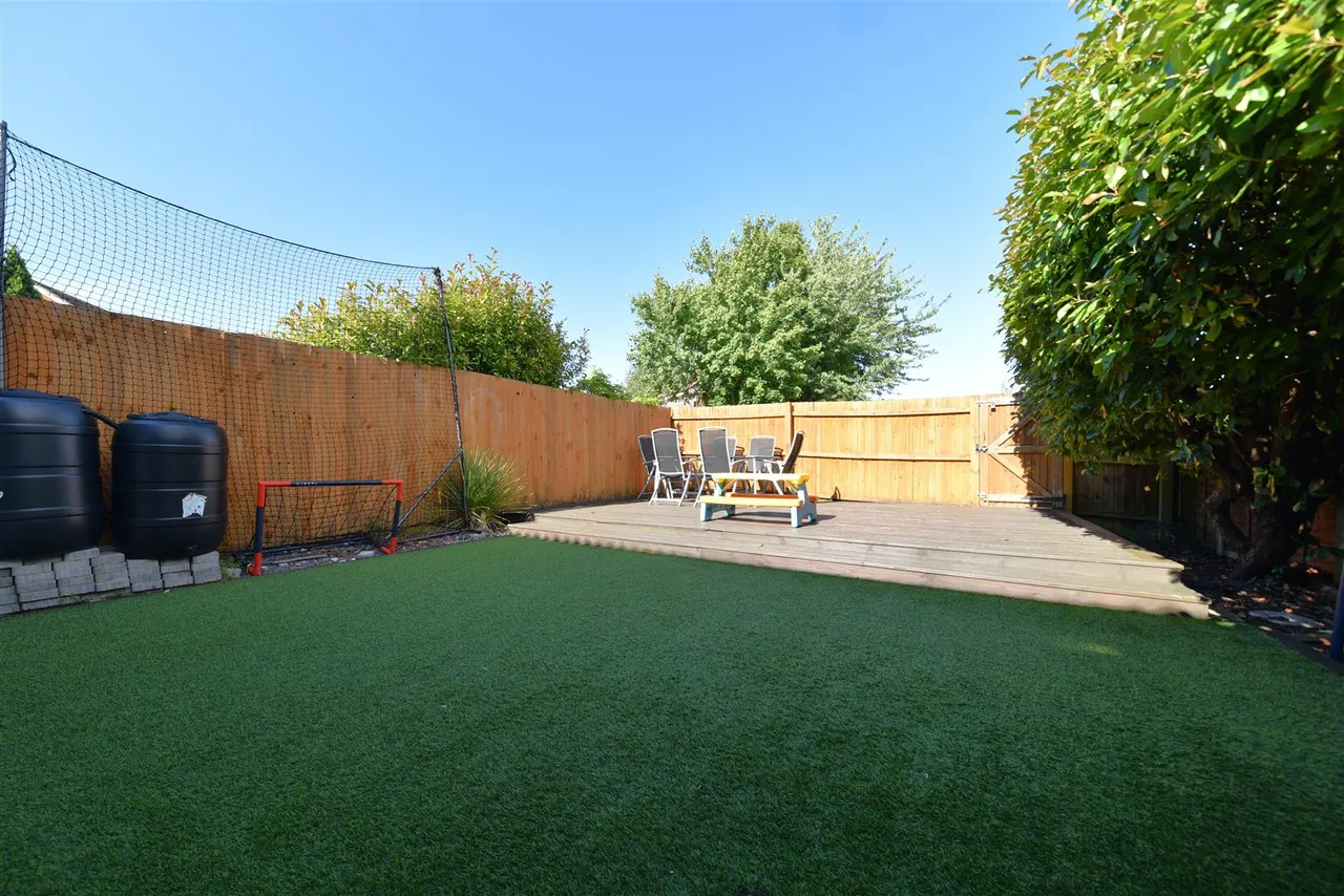 Wetherby Close, Stevenage, Herts, SG1 5RX, photo 17