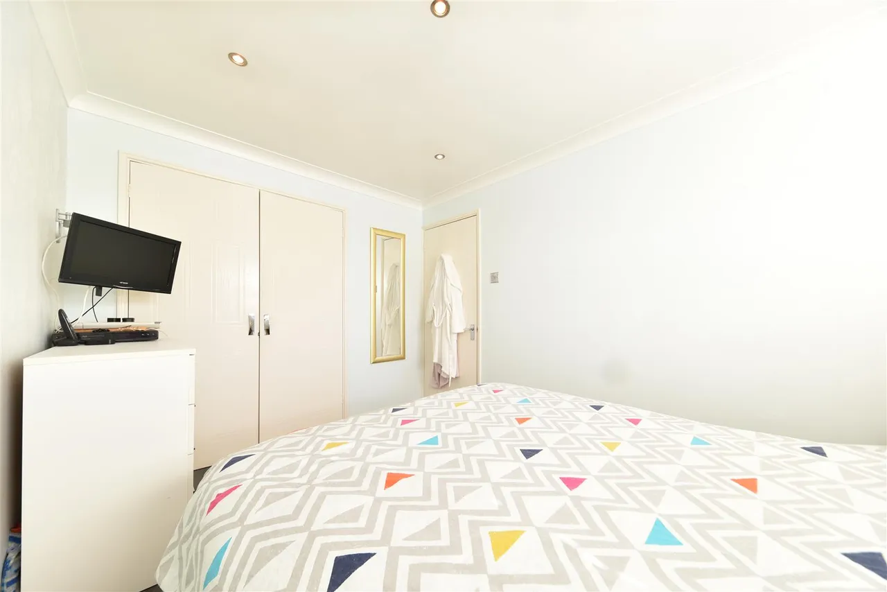 Wetherby Close, Stevenage, Herts, SG1 5RX, photo 12