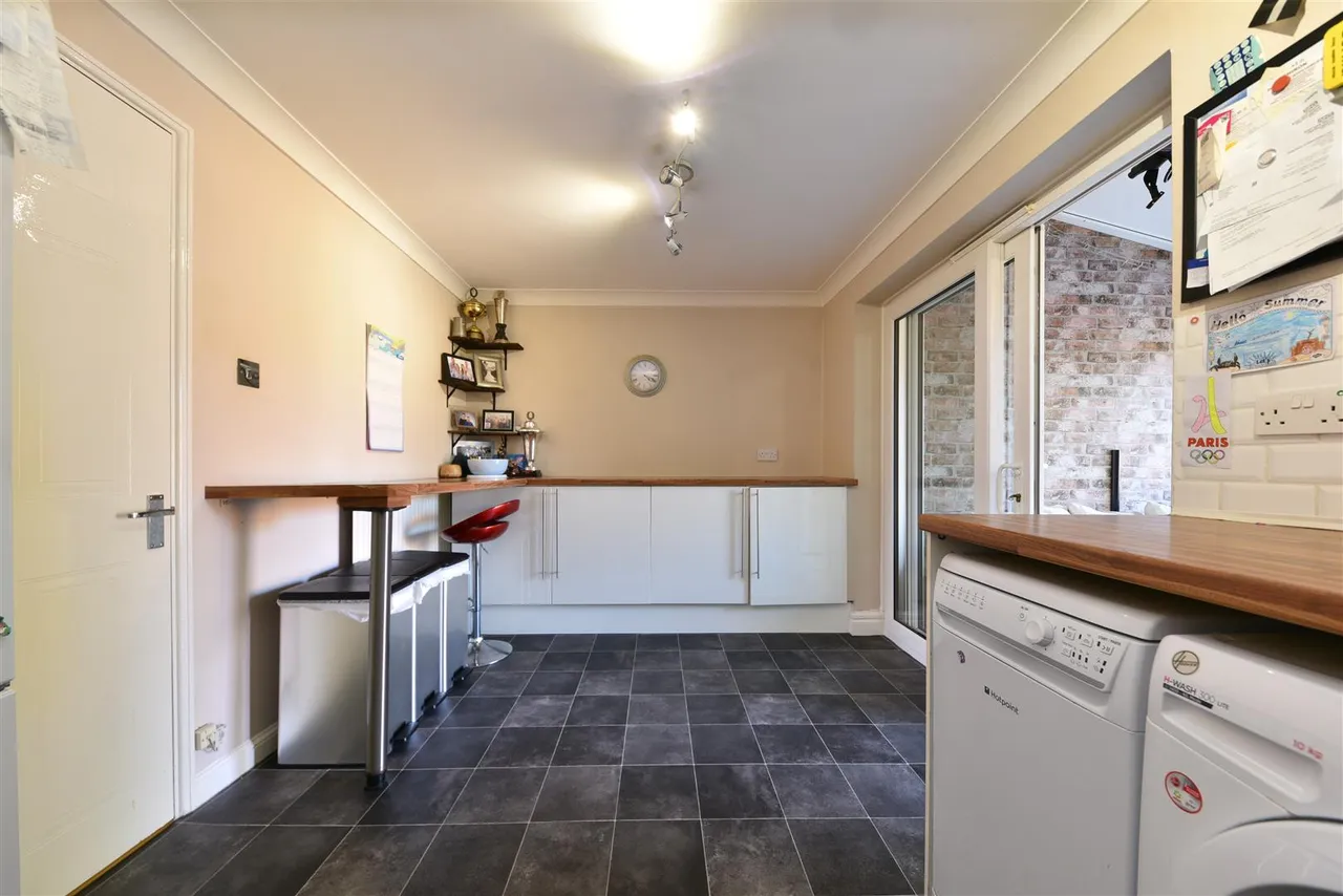 Wetherby Close, Stevenage, Herts, SG1 5RX, photo 7