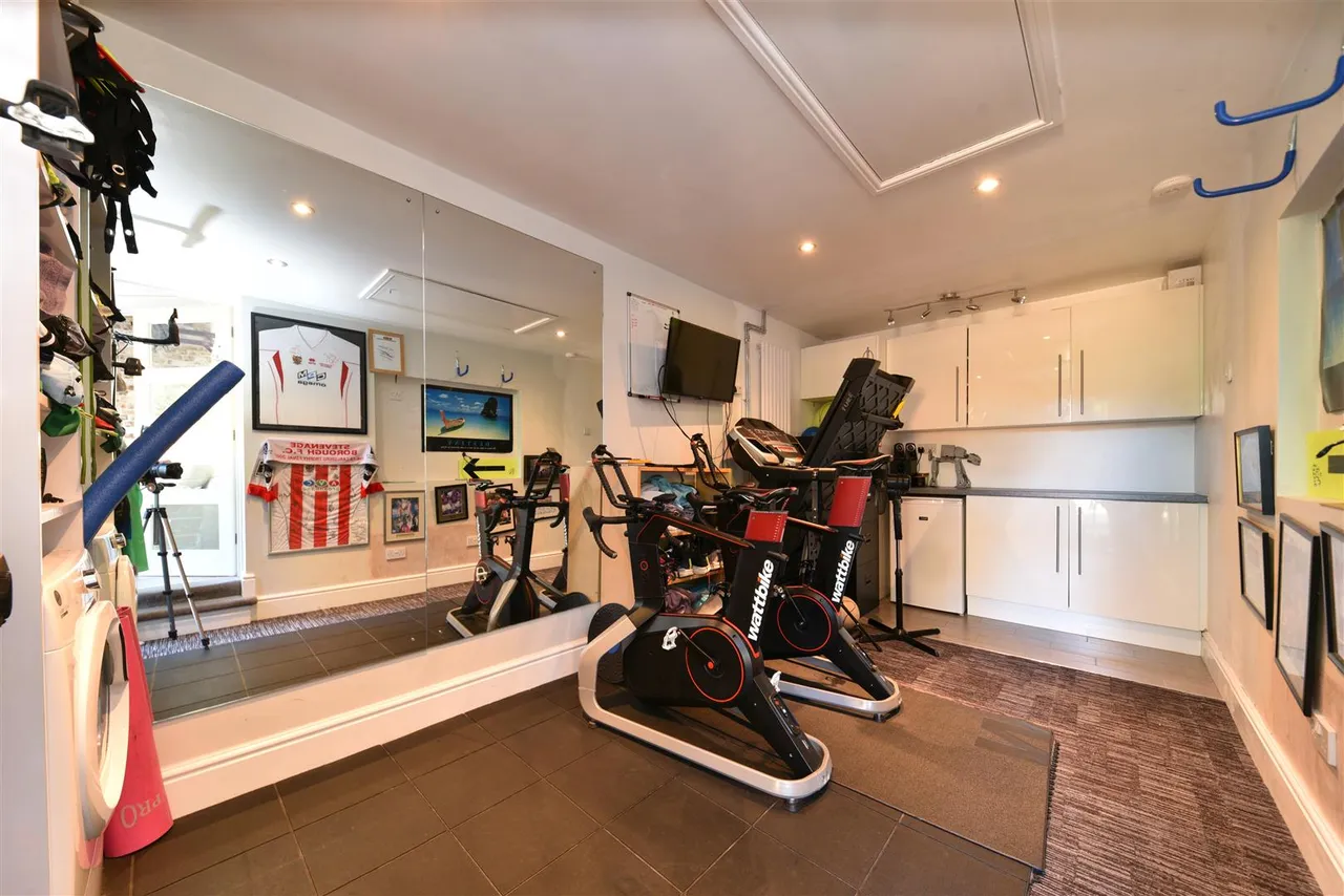 Wetherby Close, Stevenage, Herts, SG1 5RX, photo 10