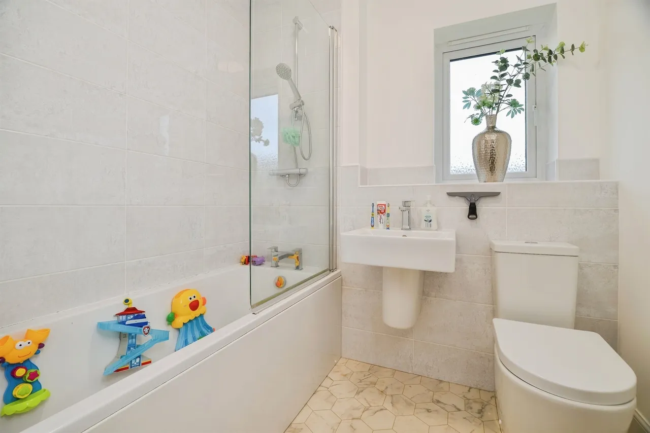 Harvest Close, Middlesbrough, TS5, photo 18