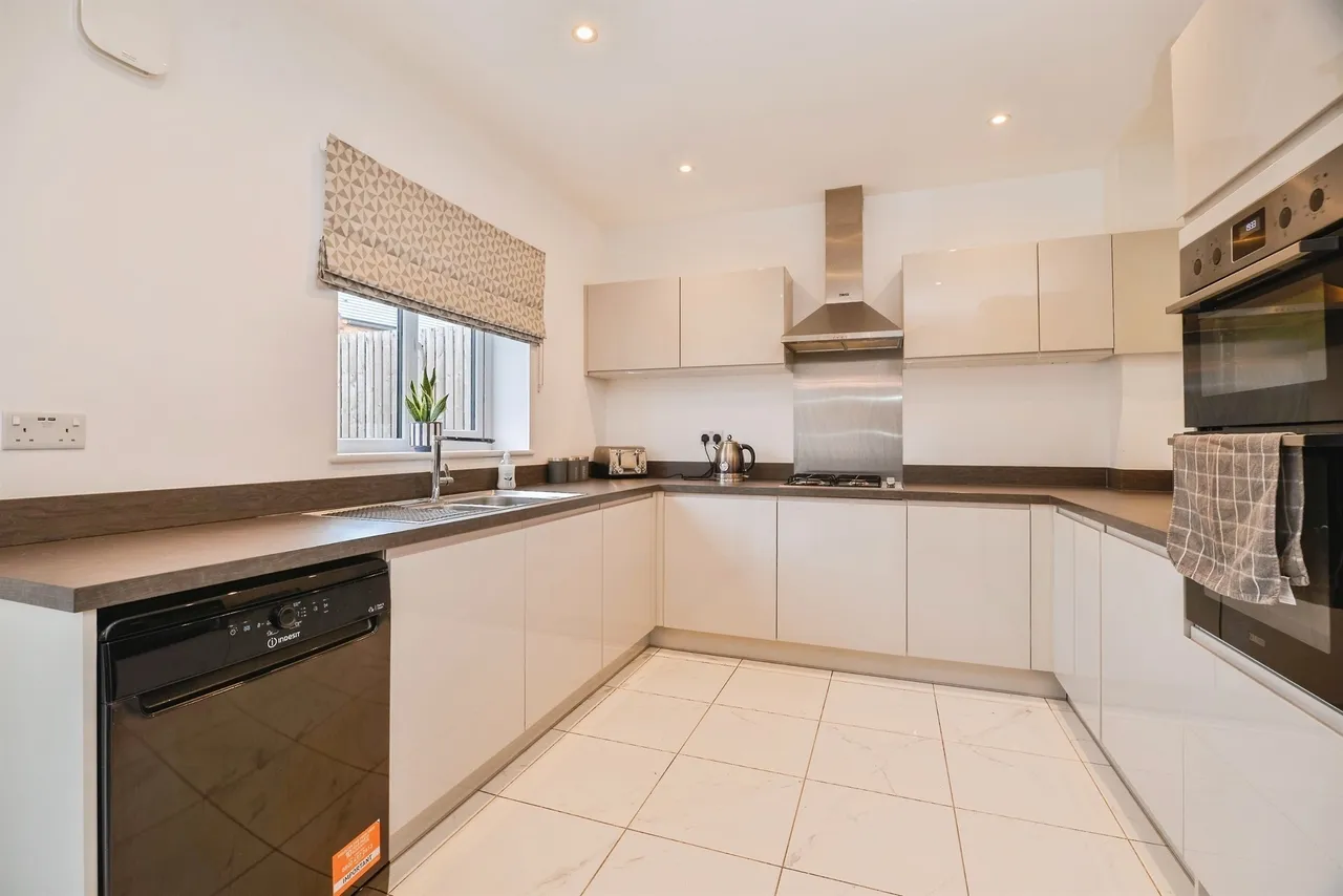 Harvest Close, Middlesbrough, TS5, photo 4