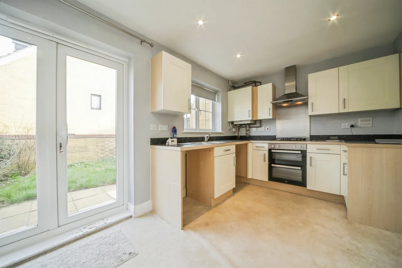 Siskin Street, Stowmarket, IP14, photo 3