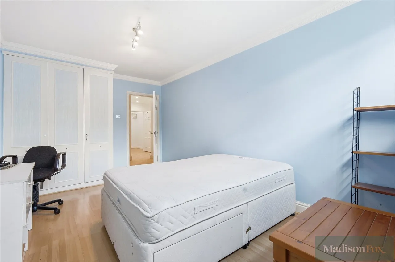 Manor Road, Chigwell, IG7, photo 19
