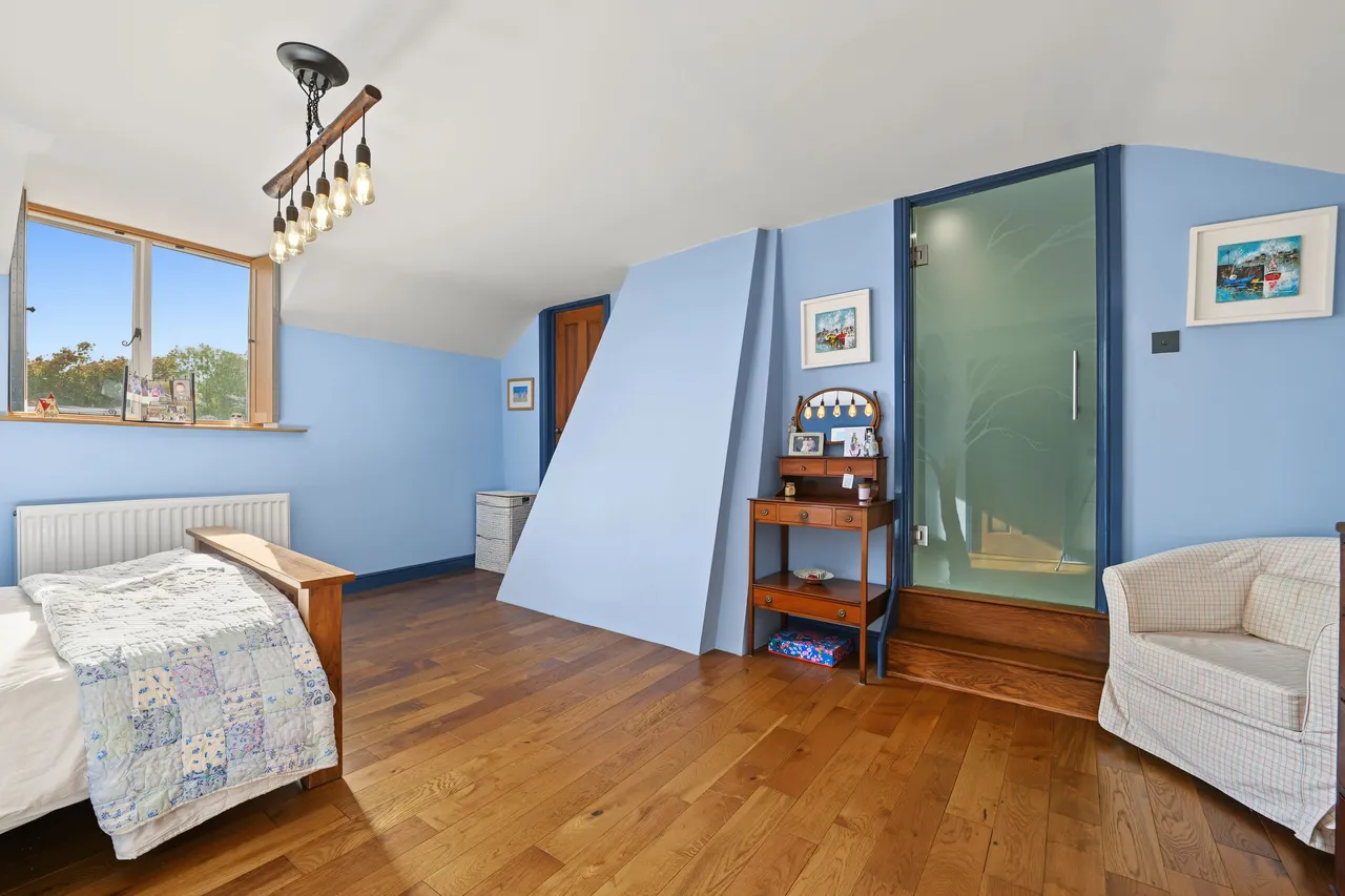 Main Street, Ashley, LE16, photo 14