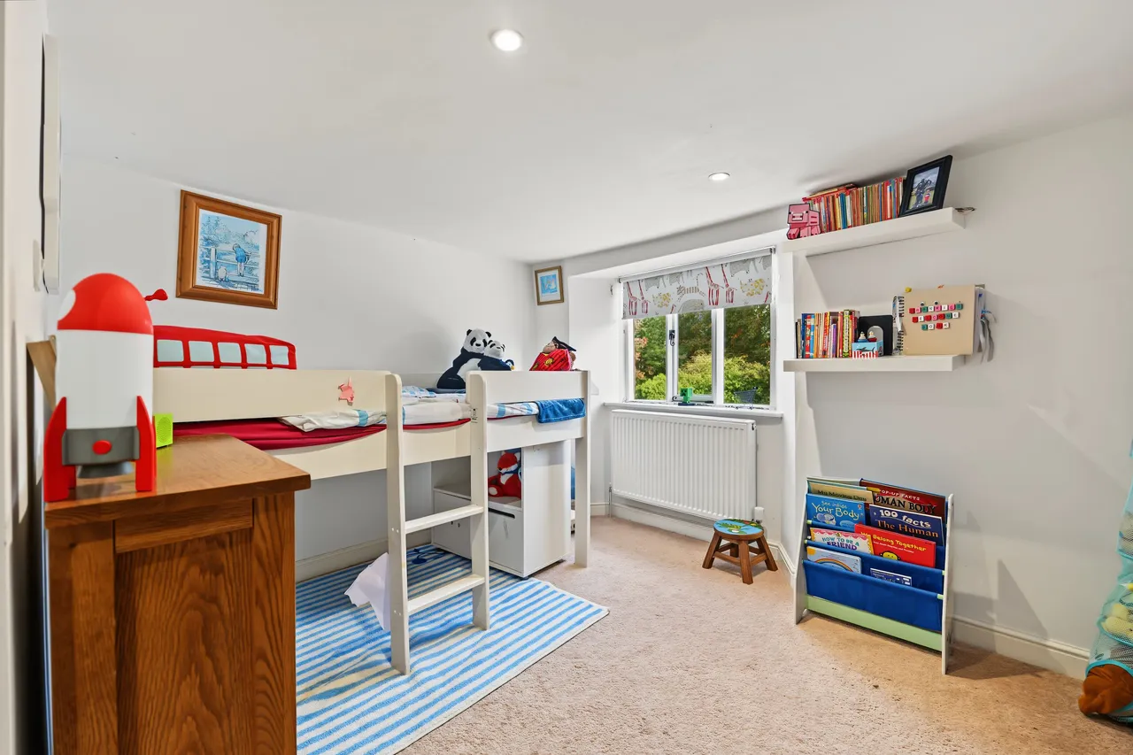 Main Street, Ashley, LE16, photo 21