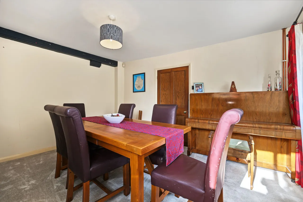 Main Street, Ashley, LE16, photo 7