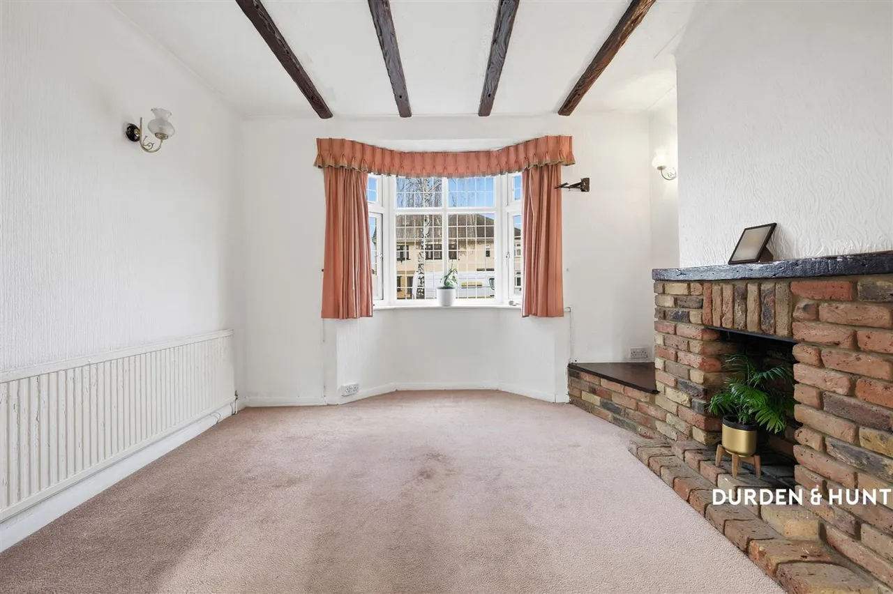 Stradbroke Grove, Ilford, IG5, photo 4