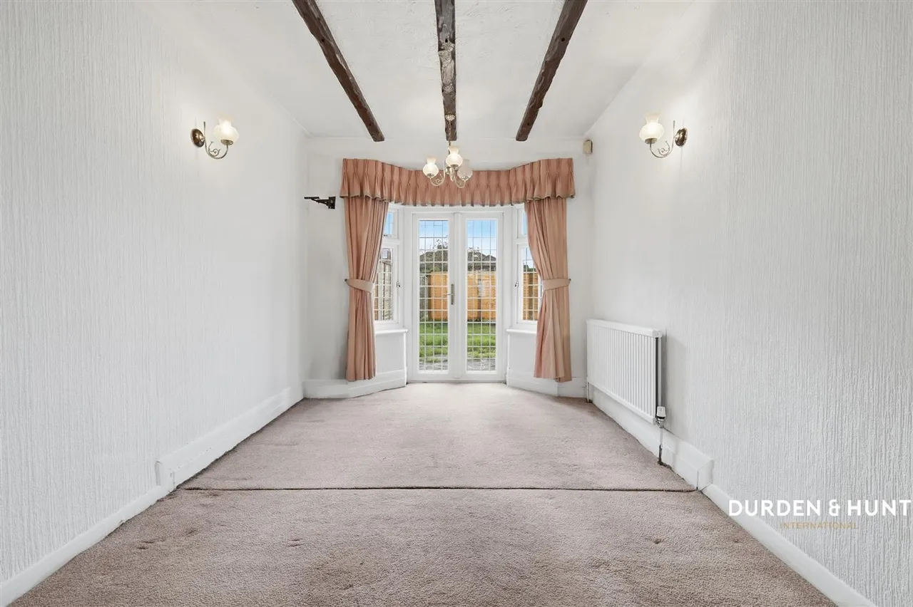 Stradbroke Grove, Ilford, IG5, photo 6
