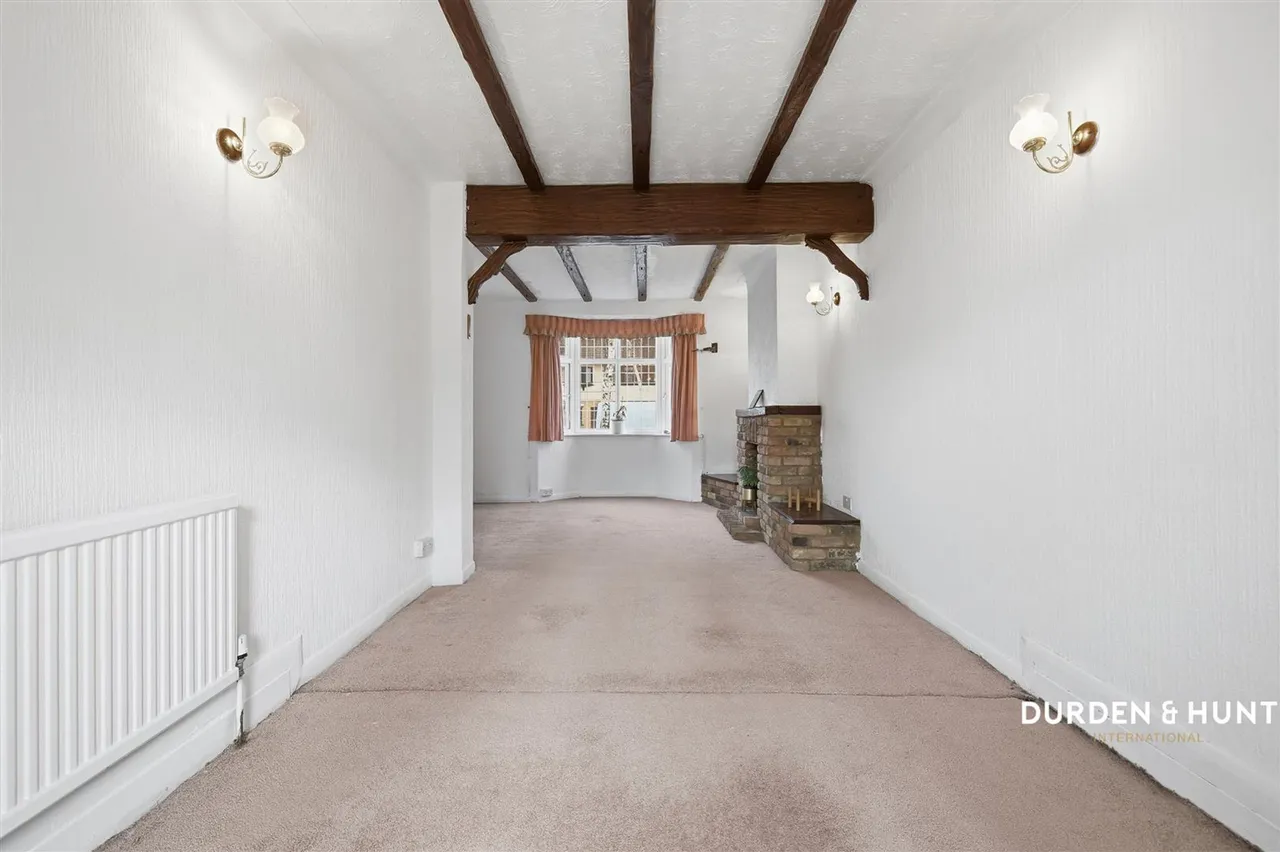 Stradbroke Grove, Ilford, IG5, photo 5
