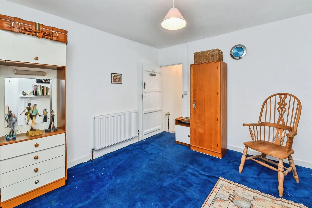 Commercial Road, Devizes, SN10, photo 9