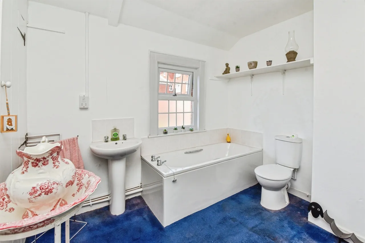Commercial Road, Devizes, SN10, photo 10