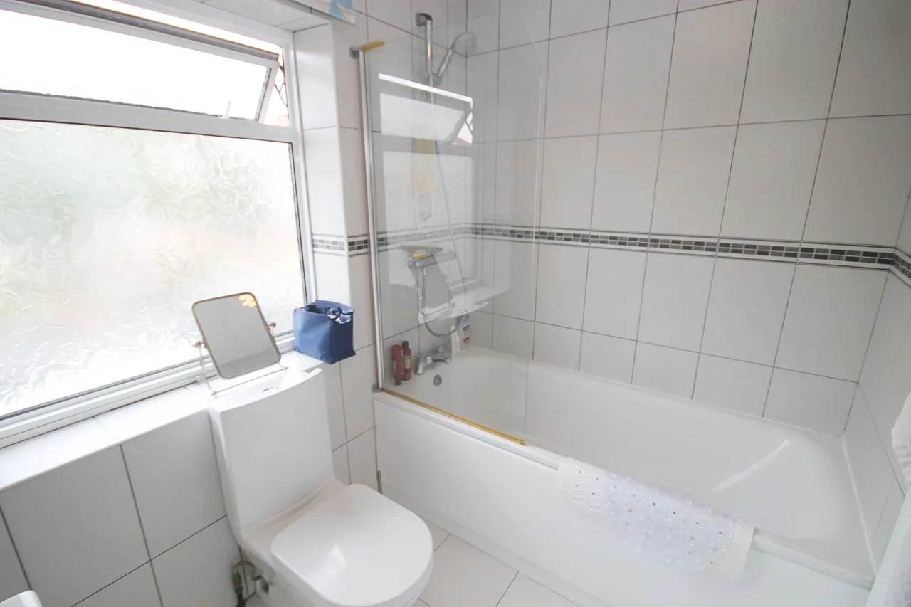 Ellesmere Road, Greenford, UB6, photo 12