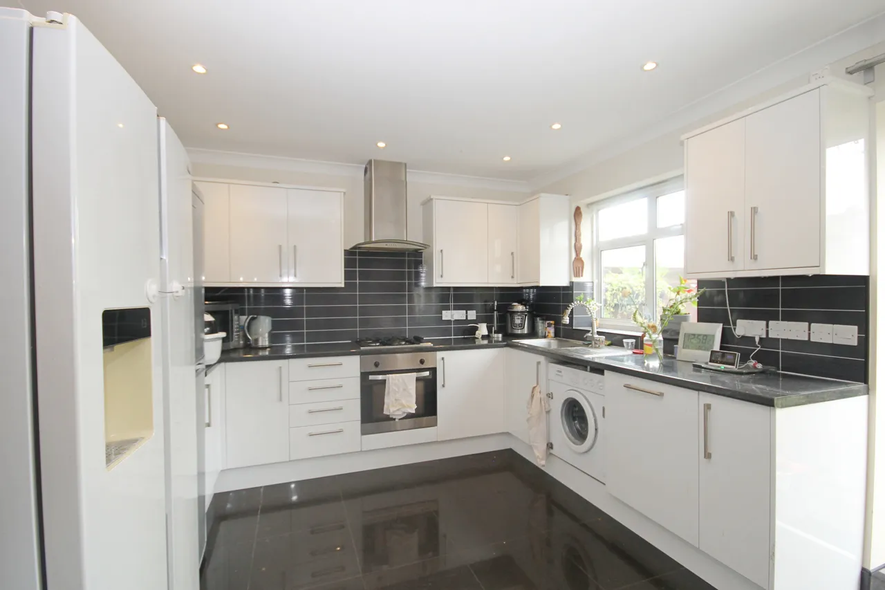 Ellesmere Road, Greenford, UB6, photo 4
