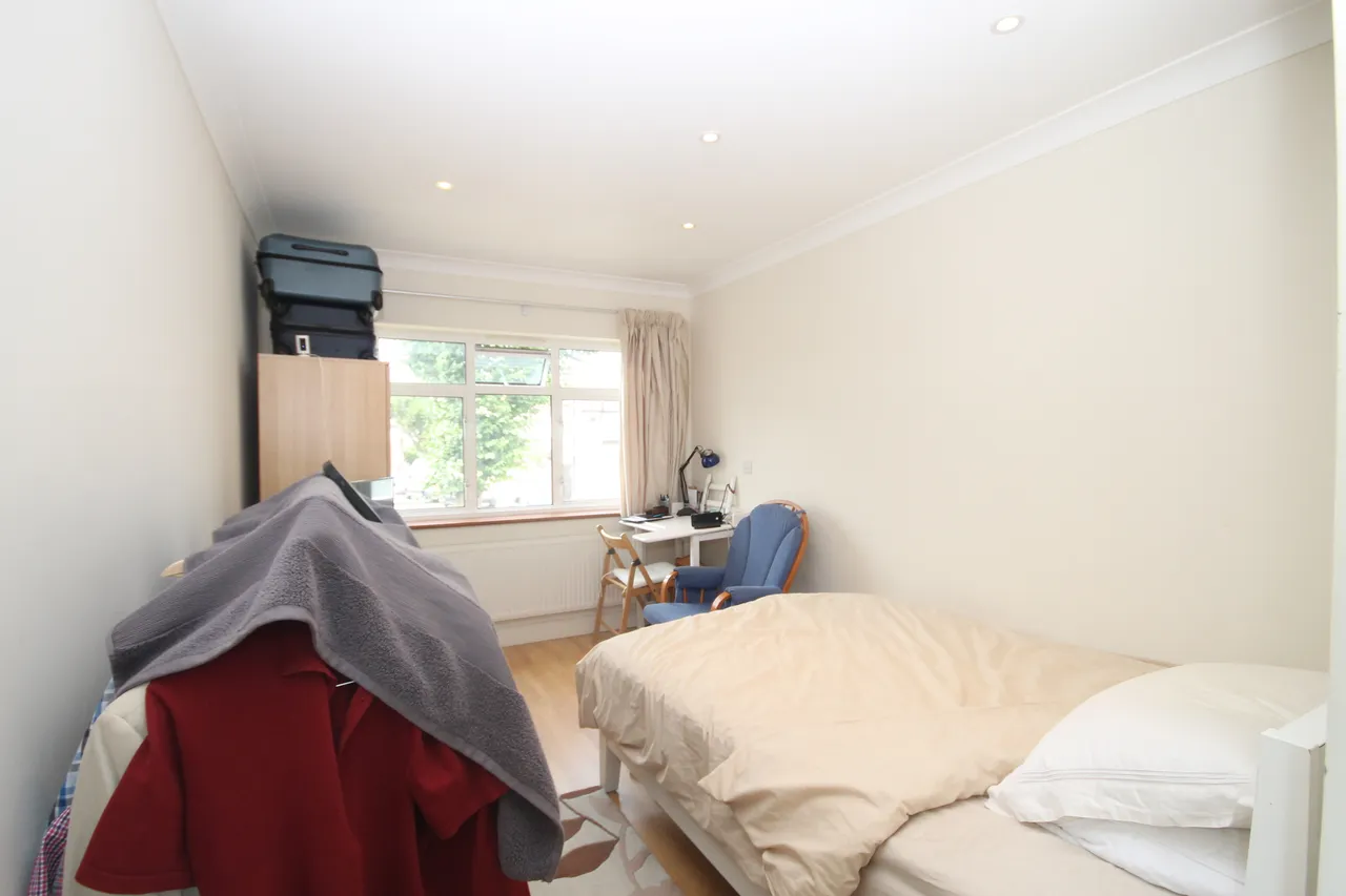 Ellesmere Road, Greenford, UB6, photo 6