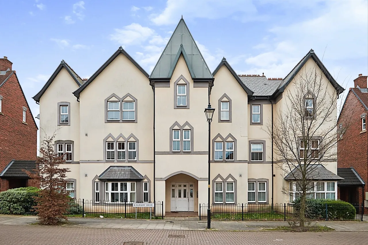 2 bed flat for sale — Nursery Drive, Handsworth, Birmingham