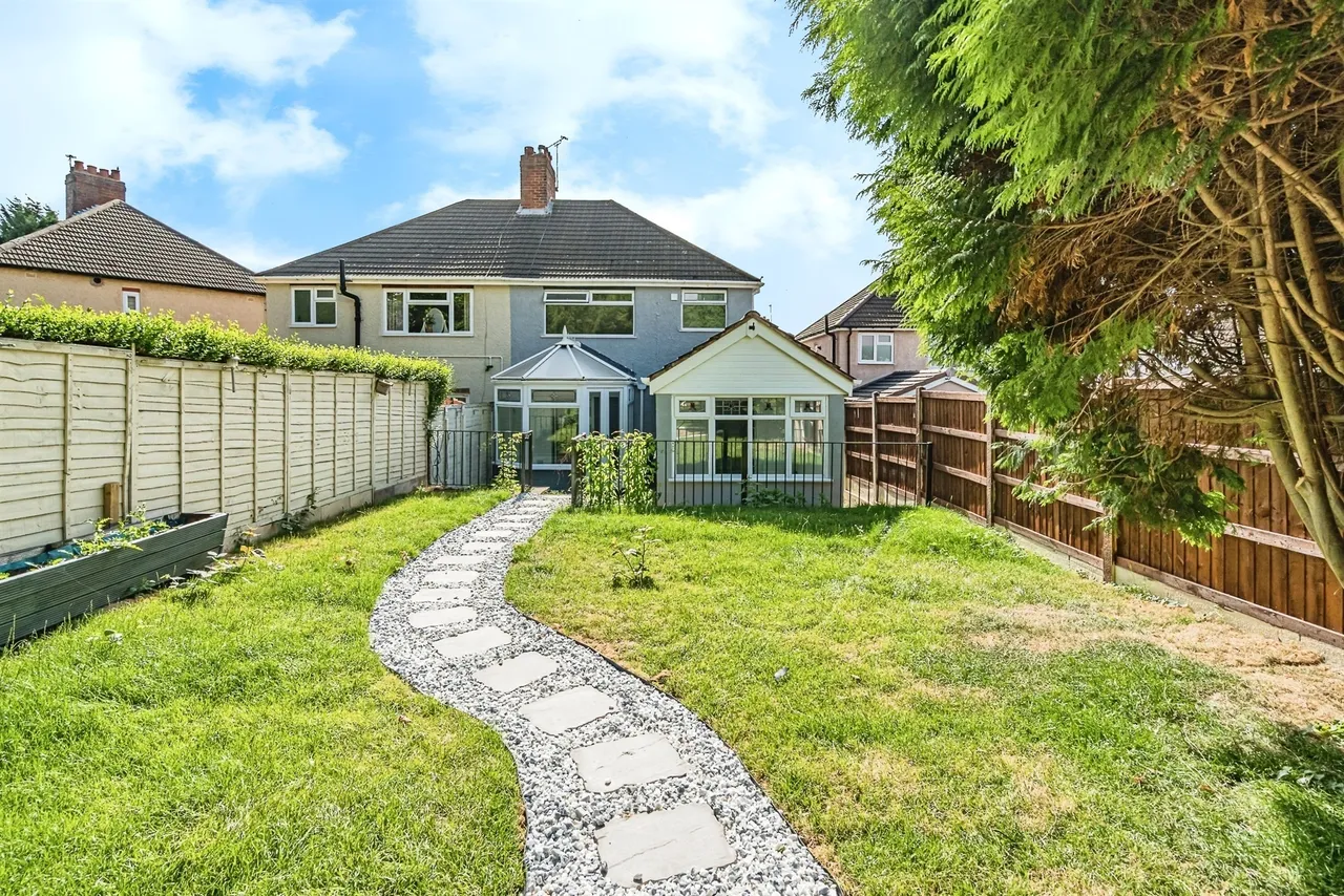 Bennett Avenue, Dudley, DY1, photo 2