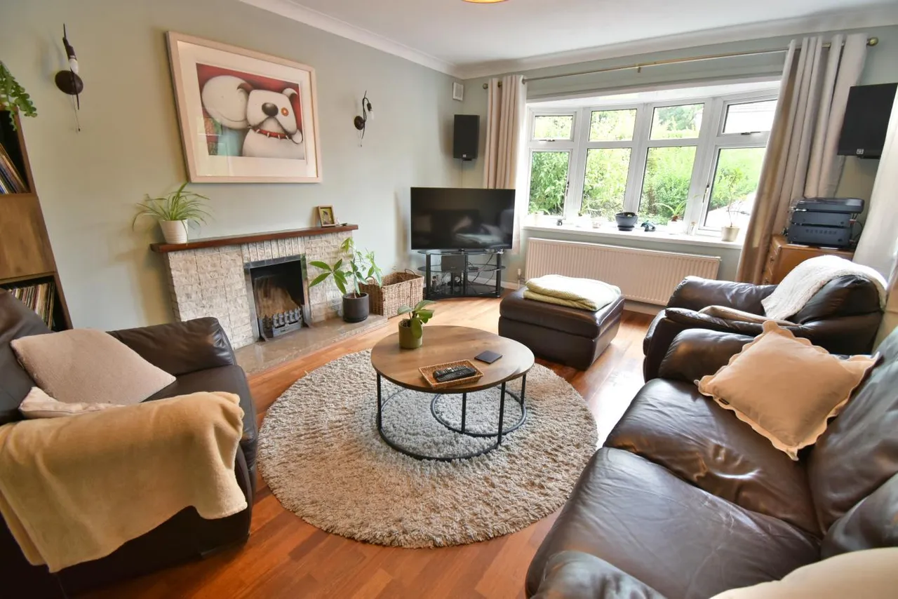 Ford Close, BH22, photo 7