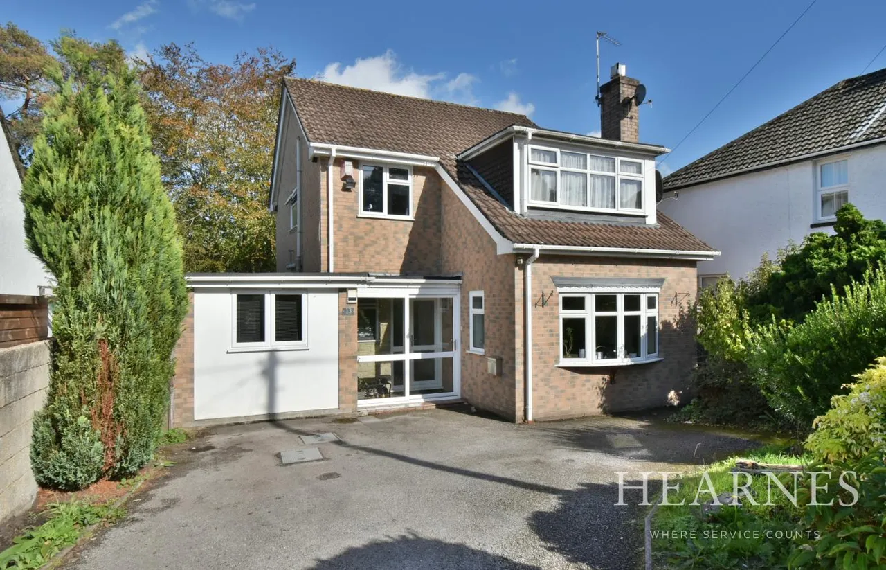 4 bed house for sale, Ford Close, BH22