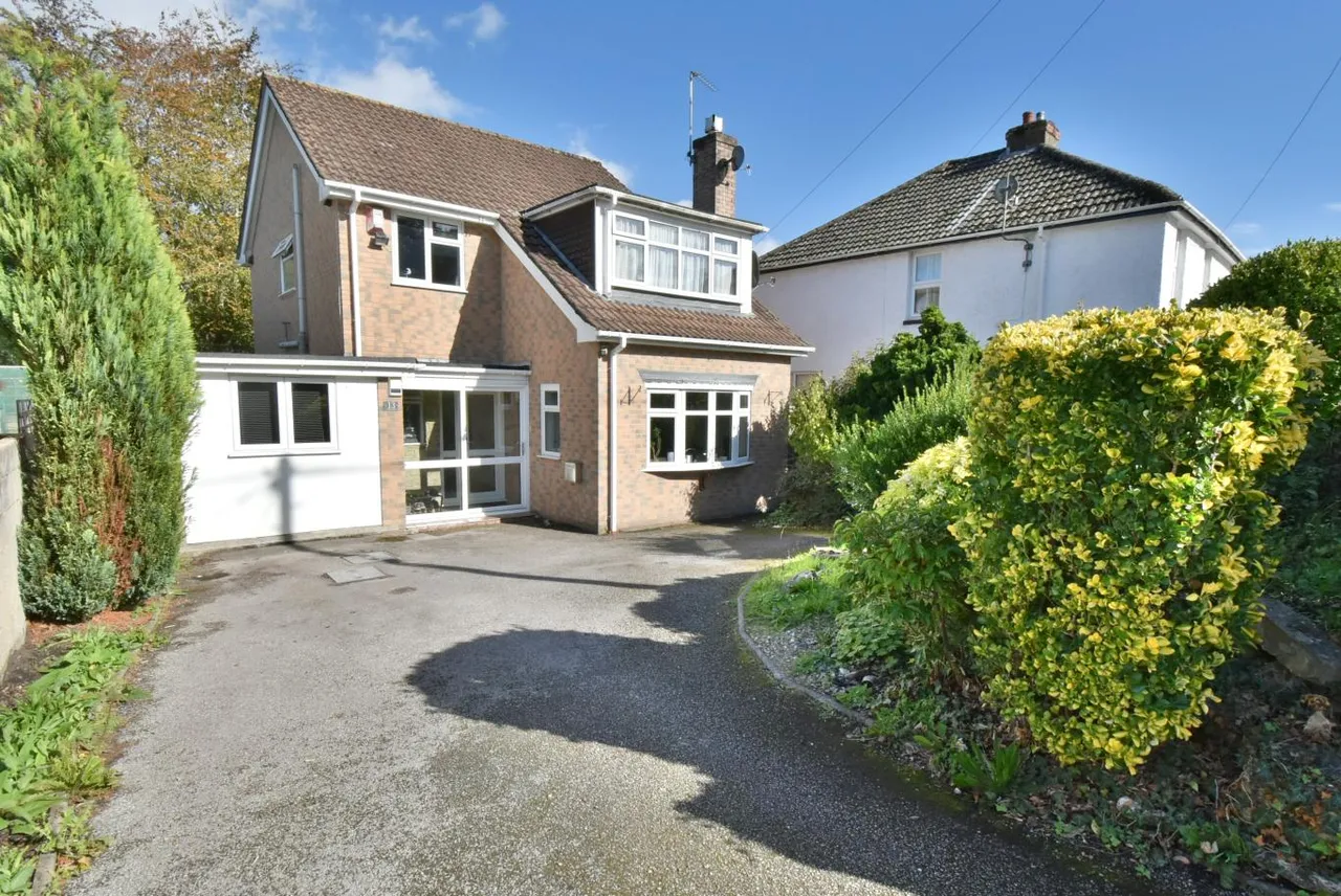 Ford Close, BH22, photo 25