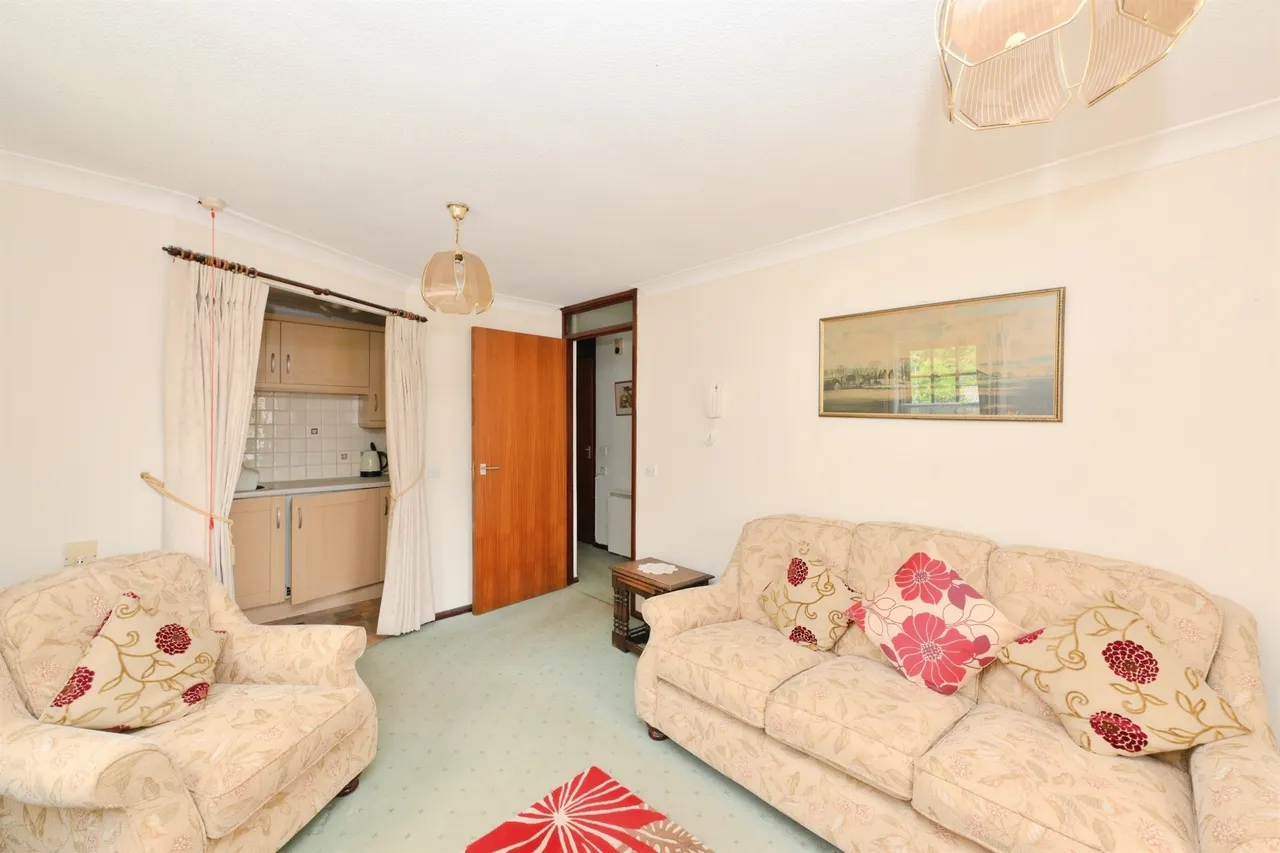Farmadine House Saffron Walden, CB11, photo 2