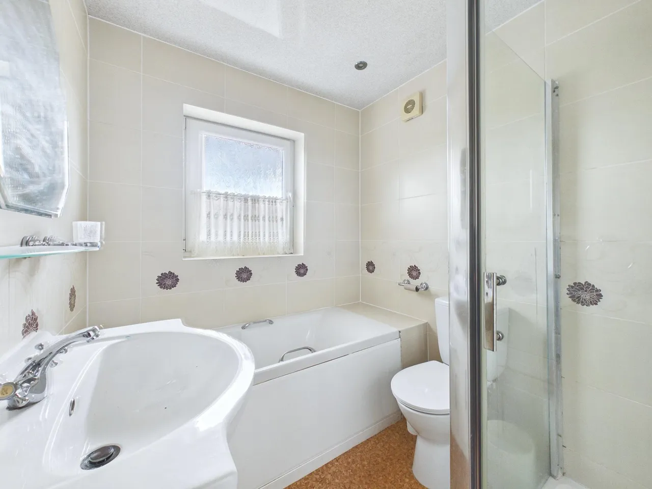Grantham Crescent, Laffak, WA11, photo 15
