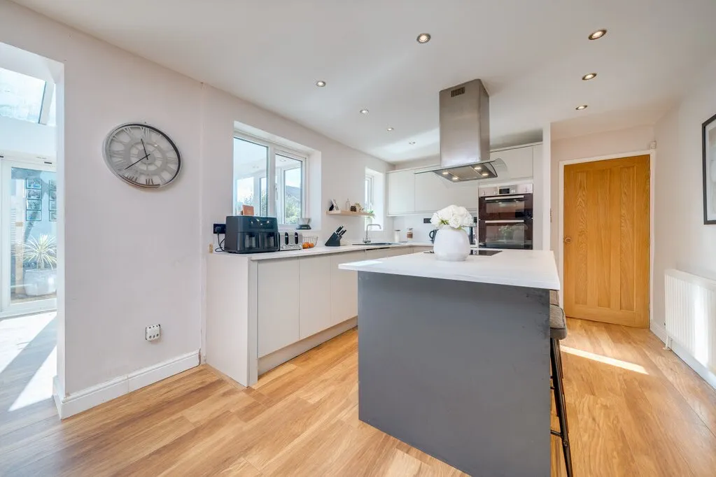 Foxglove Road, Birstall, WF17, photo 17