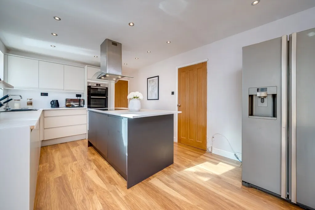 Foxglove Road, Birstall, WF17, photo 6